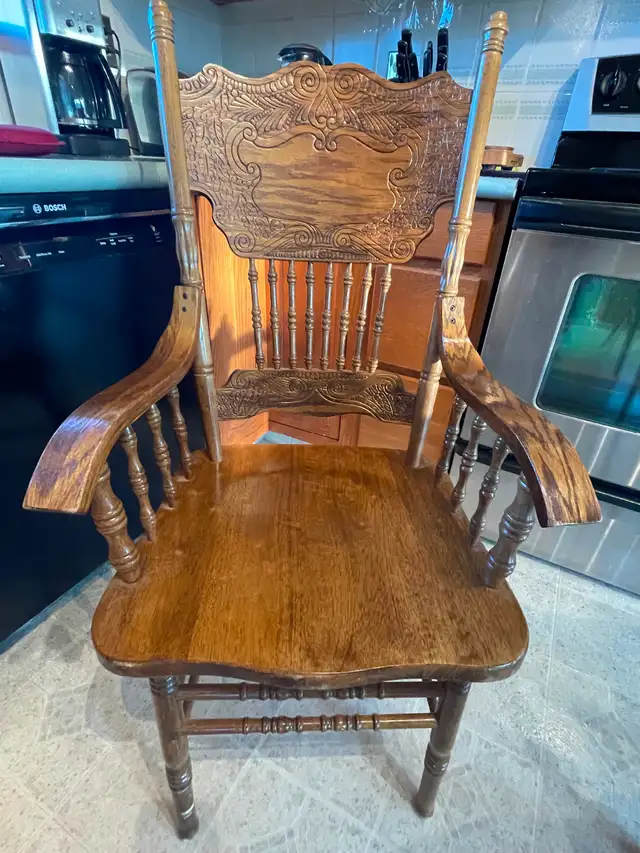 Round oak pedestal kitchen table, leaf, 6 chairs - Photo 4