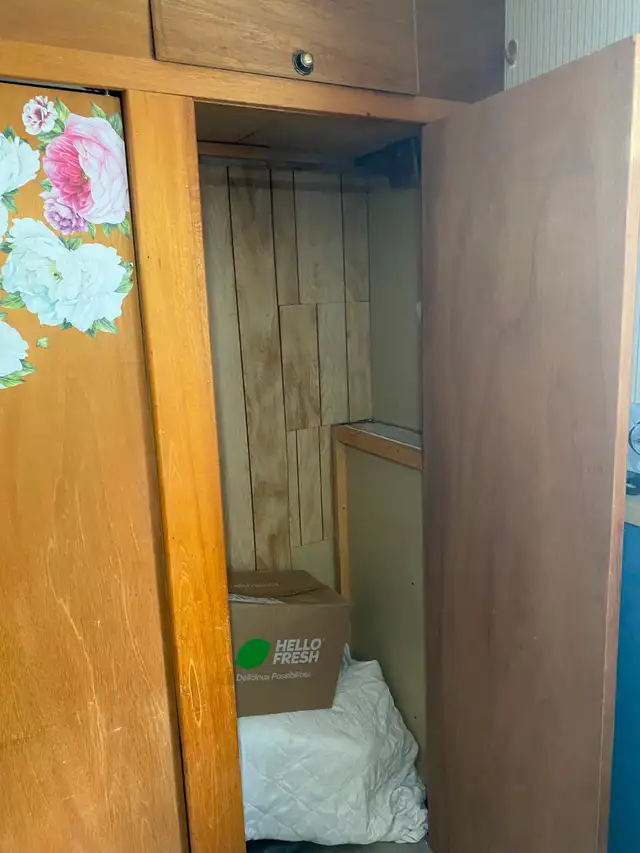 1-bedroom basement suite for rent-May 01, 2026 for (female only) - Photo 7