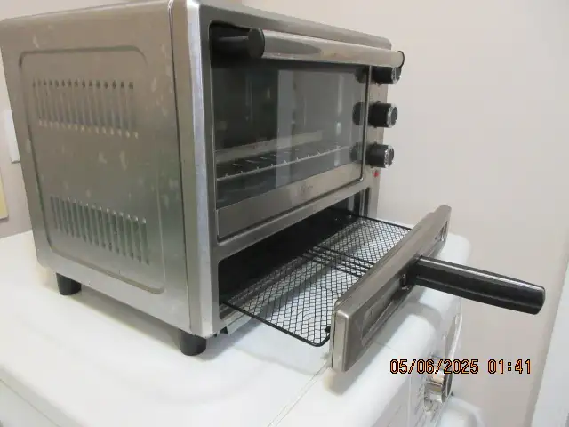 Convection Oven - Photo 2