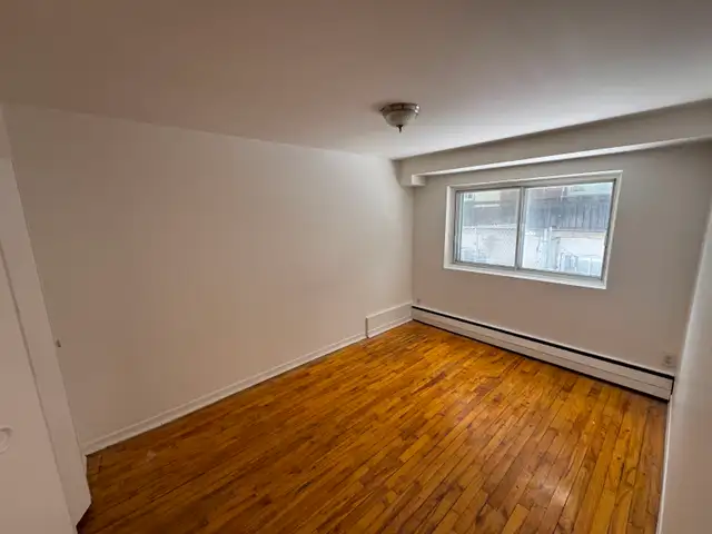 3 1/2 bien éclairé | Métro Pie-IX | Chauffage et eau chaude incl - Photo 4