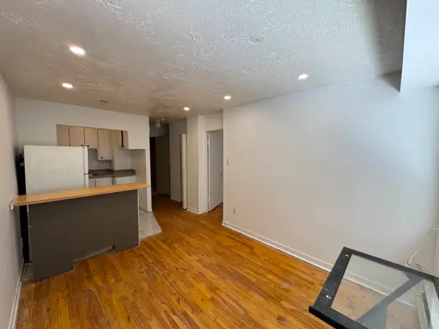 3 1/2 bien éclairé | Métro Pie-IX | Chauffage et eau chaude incl - Photo 6