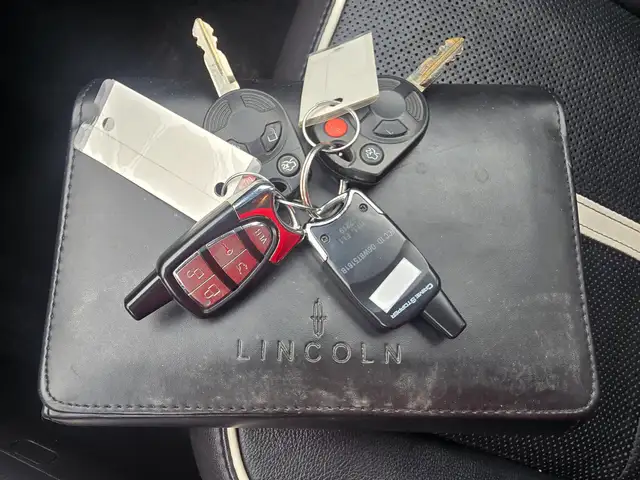 2010 Lincoln MKZ - Photo 18