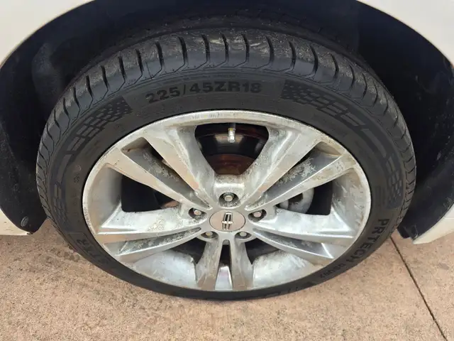 2010 Lincoln MKZ - Photo 23