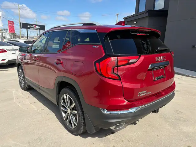 2018 GMC TERRAIN SLT - LEATHER SEATS - NAV - POWER LIFTGATE - Photo 3
