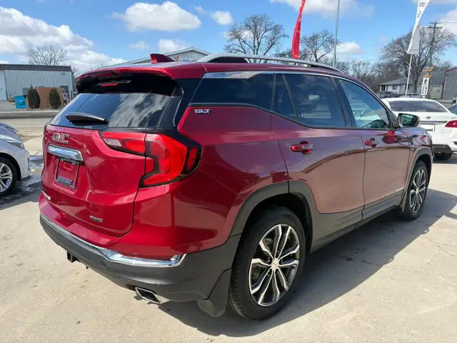 2018 GMC TERRAIN SLT - LEATHER SEATS - NAV - POWER LIFTGATE - Photo 5