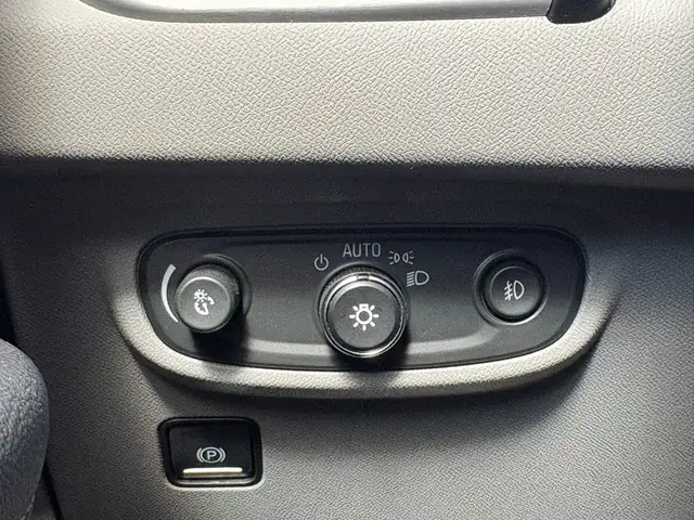 2018 GMC TERRAIN SLT - LEATHER SEATS - NAV - POWER LIFTGATE - Photo 15