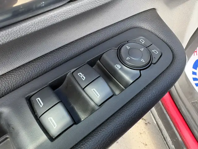 2018 GMC TERRAIN SLT - LEATHER SEATS - NAV - POWER LIFTGATE - Photo 18