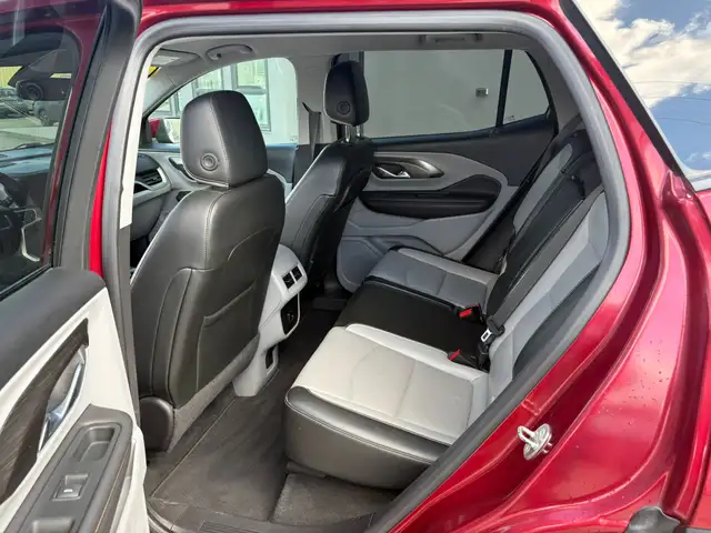 2018 GMC TERRAIN SLT - LEATHER SEATS - NAV - POWER LIFTGATE - Photo 19