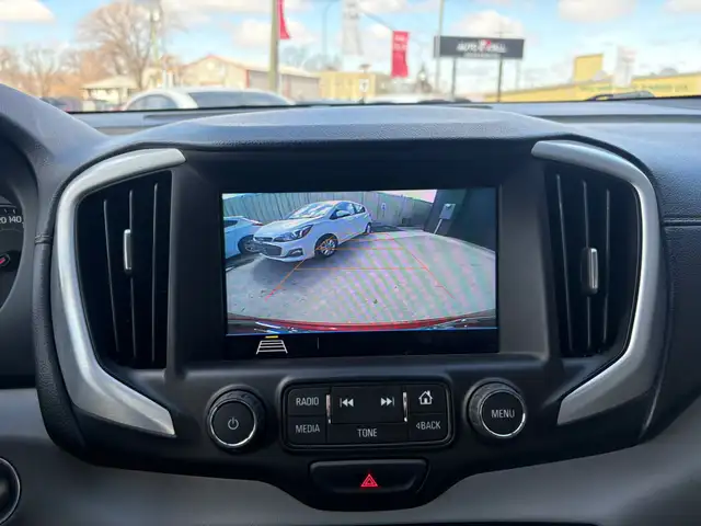 2018 GMC TERRAIN SLT - LEATHER SEATS - NAV - POWER LIFTGATE - Photo 22