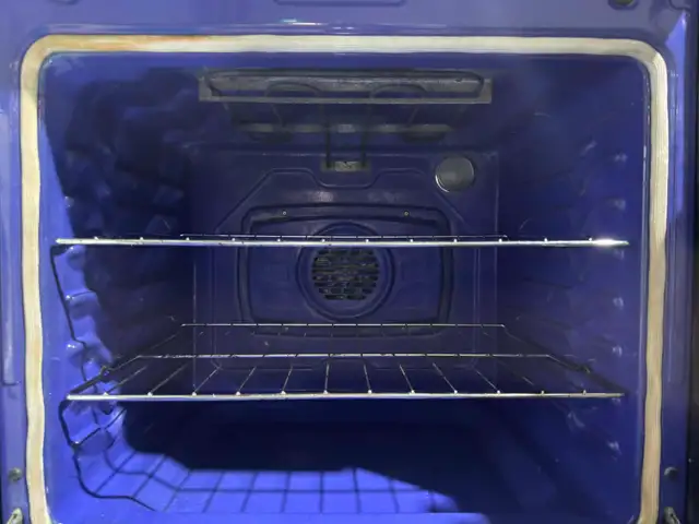 LG Glass Top Stainless Steel Stove $575 only Free Delivery - Photo 4