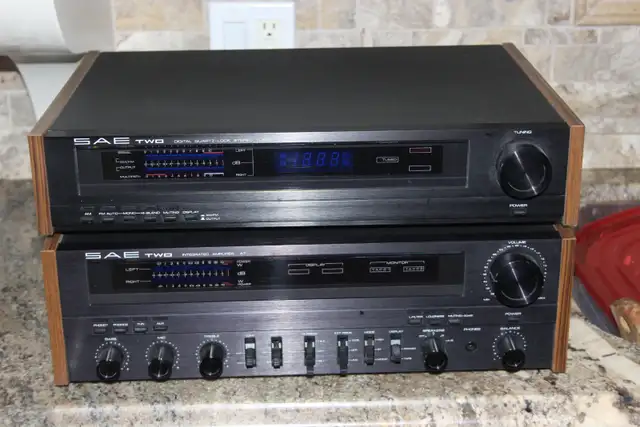 VINTAGE AUDIOPHILE Perfect Sae Amplifer/Tune Combo