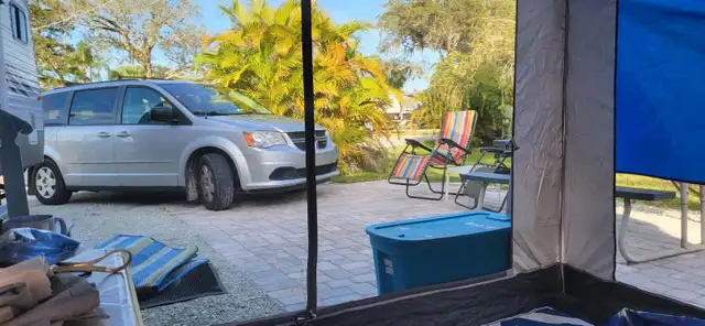 Dodge Grand Caravan 2012 - Photo 2