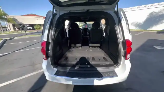 Dodge Grand Caravan 2012 - Photo 3