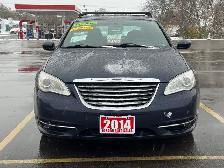 2014 Chrysler 200 Touring - Photo 2