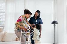 Personal support worker/Home support worker - Photo 2