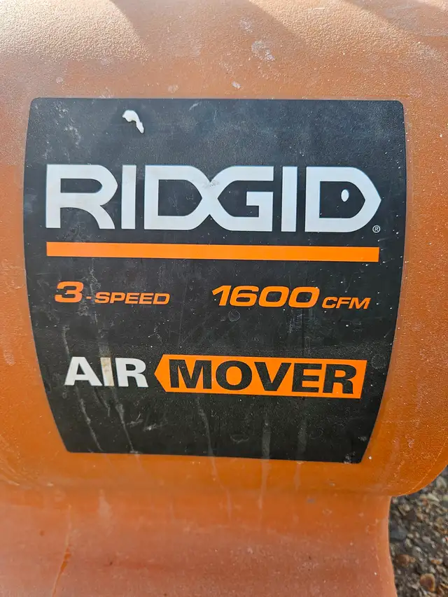 2 Rigid Air Movers, 1600 cfm, $ 80 each - Photo 3