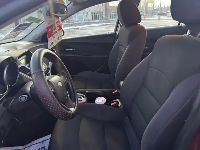 2012 Chevrolet Cruze LT Turbo w/1SA - Photo 11