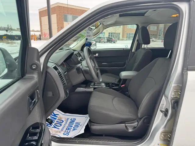 2010 Mazda Tribute GX I4 AWD - Photo 14