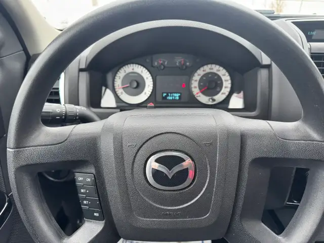 2010 Mazda Tribute GX I4 AWD - Photo 21