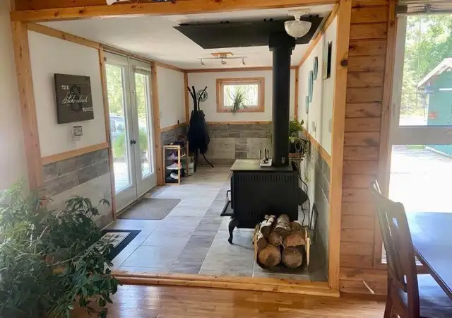 4 Season Cottage: Buffalo Point, MB - Photo 6