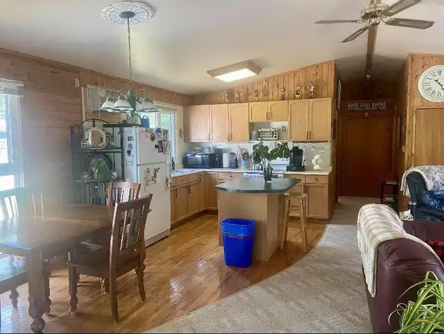 4 Season Cottage: Buffalo Point, MB - Photo 8