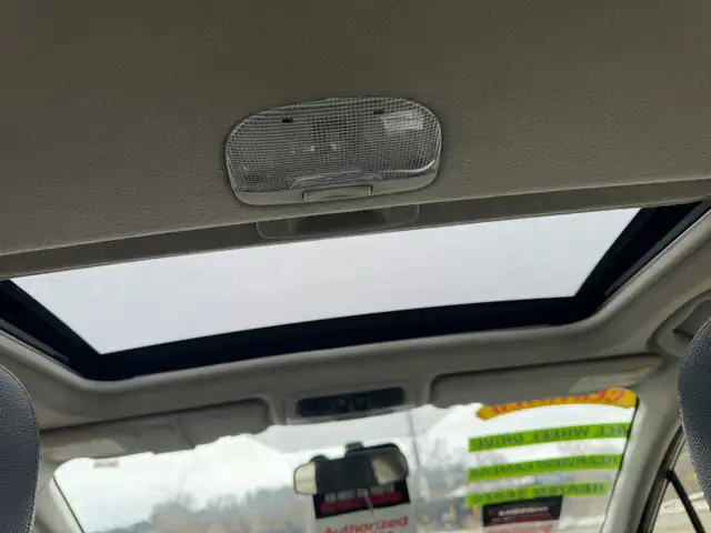 2016 Subaru Impreza LIMITED AWD - Photo 16