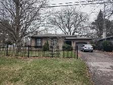 Beautiful 4 Bedroom home Niagara on the Lake with in Law Suite