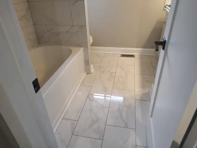 Beautiful 4 Bedroom home Niagara on the Lake with in Law Suite - Photo 6