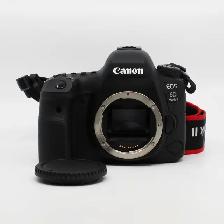 Canon EOS 6D MARK II Camera Body (ID: C-1118) - Photo 2