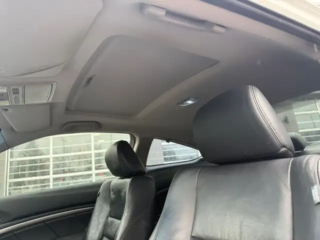 2009 Honda Accord Cpe EX-L • Navigation Well Maintained - Photo 11