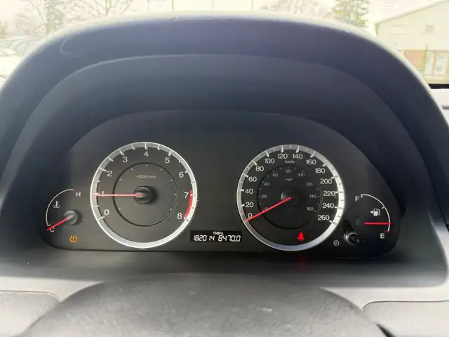 2009 Honda Accord Cpe EX-L • Navigation Well Maintained - Photo 12