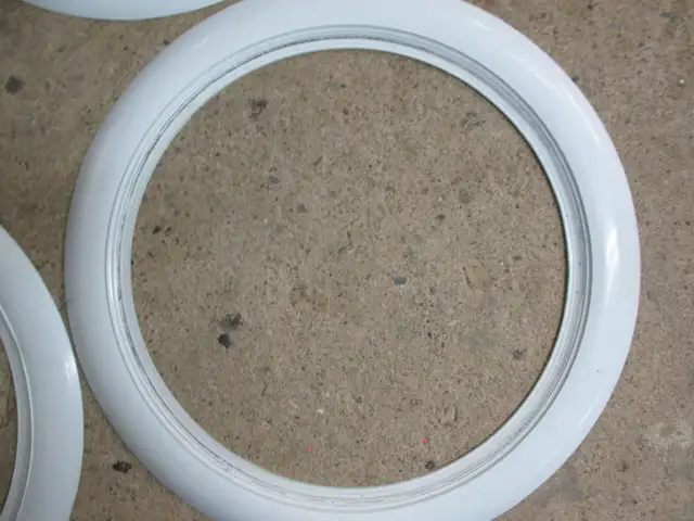 WHITEWALLS - Photo 4