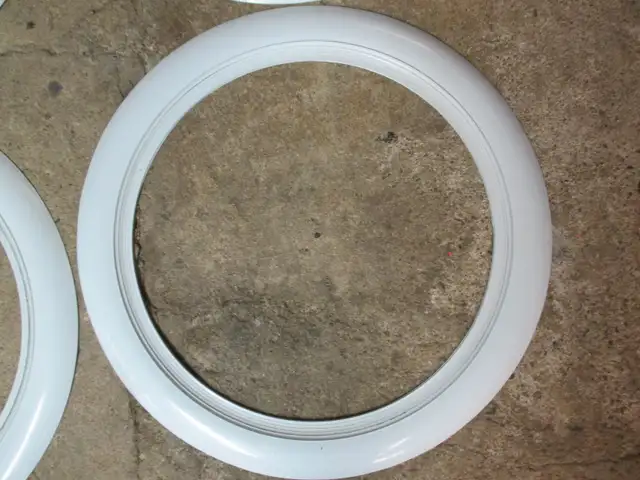 WHITEWALLS - Photo 5