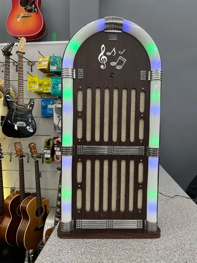 Sylvania SRCD806 Bluetooth Jukebox