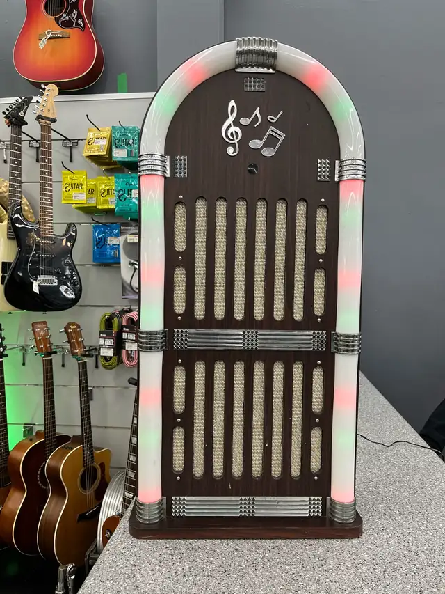 Sylvania SRCD806 Bluetooth Jukebox - Photo 2