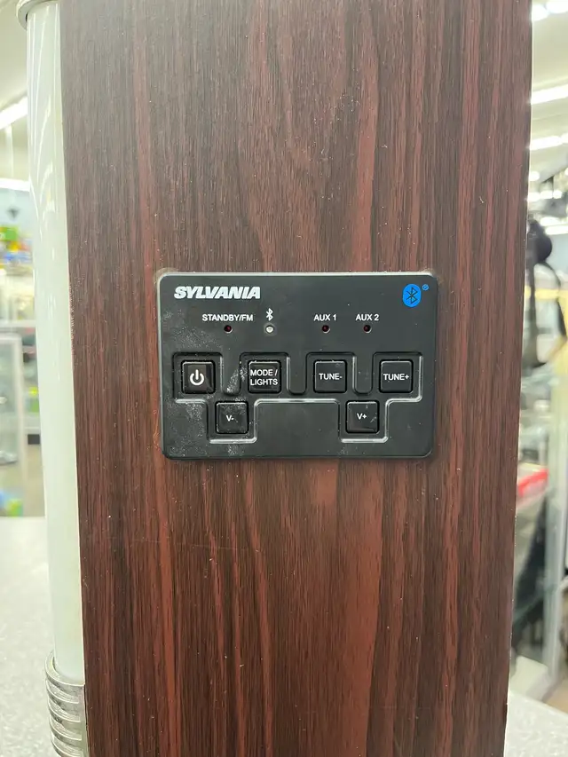 Sylvania SRCD806 Bluetooth Jukebox - Photo 3