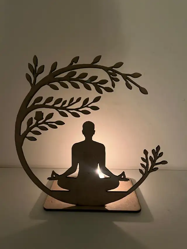 Hiring female massage therapist for a private spa