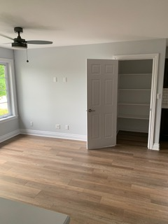 Apartment in the Heart of Kemptville - Photo 11