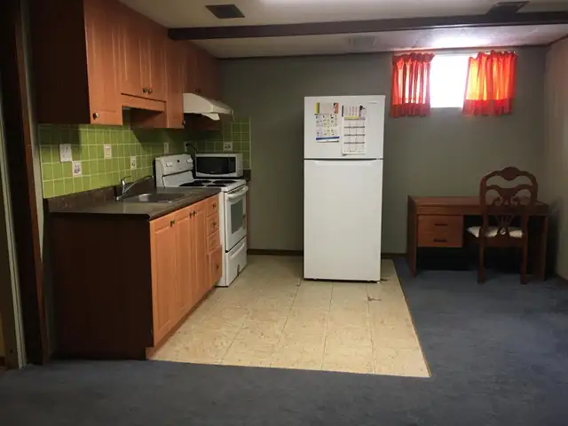 Studio Apartment with a Separate Entrance - Photo 2