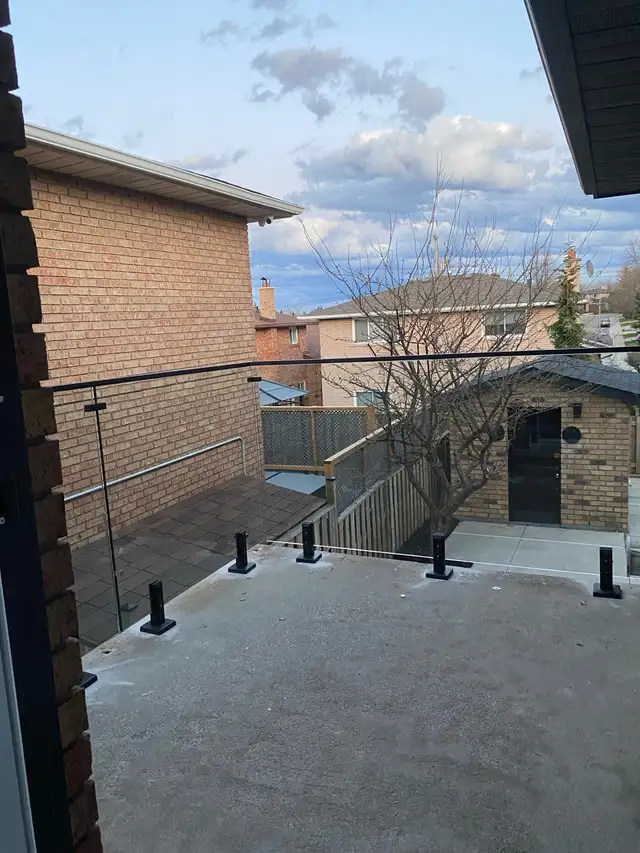 STAIR RAILING GLASS PARTITION OFFICE GLASS ENTRANCES DOORS ENCLO - Photo 4