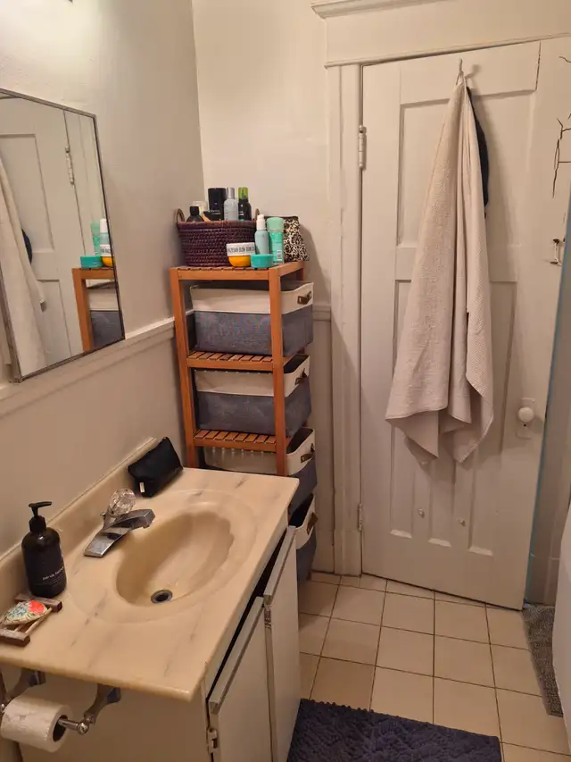 Très beau 3 1/2 à deux pas du Métro Jean-Talon et Fabre. - Photo 11