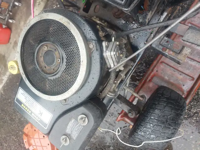 KAWASAKI 14 H.P ENGINE OUT OF JOHN DERRE - Photo 2