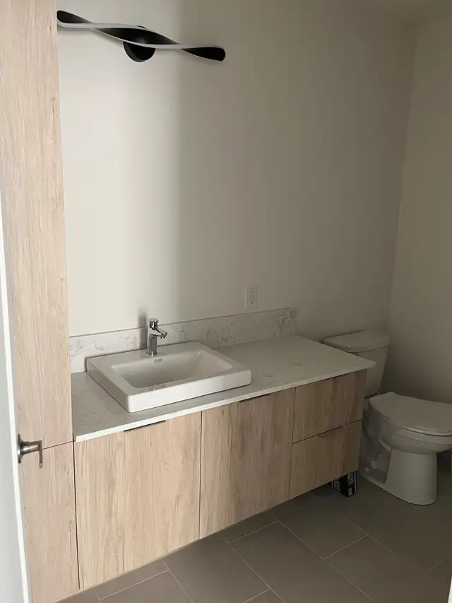 2-BEDROOM IN DORVAL - NEW CONSTRUCTION - PETS WELCOME - Photo 8