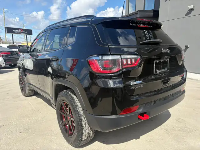 2022 JEEP COMPASS TRAILHAWK - NAVIGATION- SUNROOF - HEATED SEATS - Photo 3