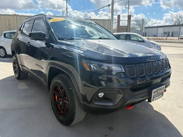 2022 JEEP COMPASS TRAILHAWK - NAVIGATION- SUNROOF - HEATED SEATS - Photo 7