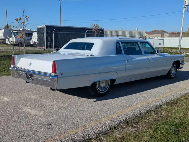 1969 Cadillac Fleetwood Series 75 - Factory Made Long Wheelbase - Photo 8