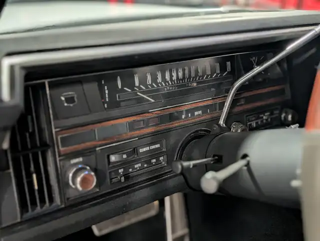 1969 Cadillac Fleetwood Series 75 - Factory Made Long Wheelbase - Photo 11