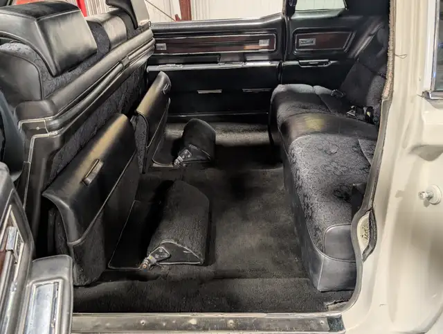 1969 Cadillac Fleetwood Series 75 - Factory Made Long Wheelbase - Photo 16