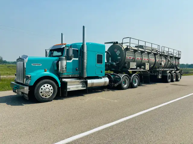 Class 1A Fluid hauler - Photo 4