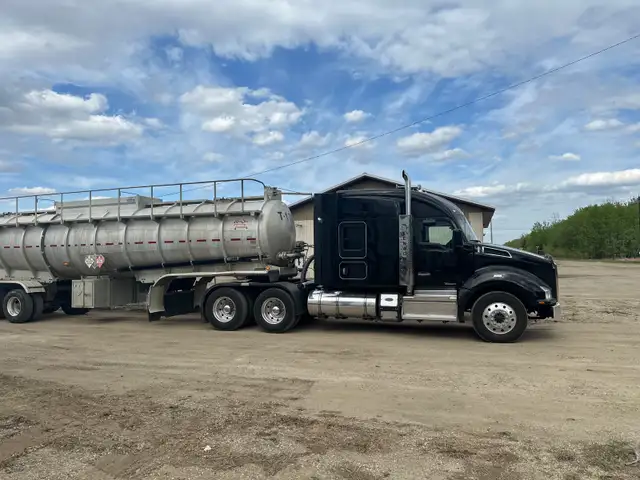 Class 1A Fluid hauler - Photo 8